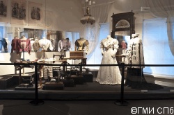 Kom_housel00031