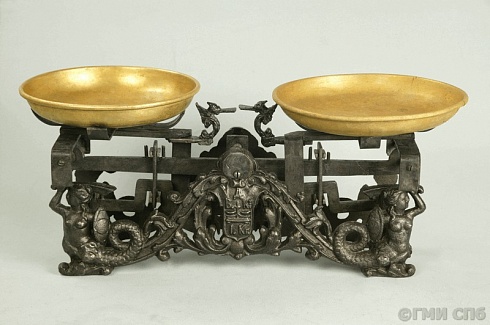 Весы коромысловые двухчашечные. 1900-е