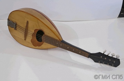 The soprano mandolin. 1965