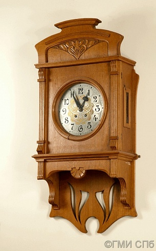 Wall clock. The beginning of XX century