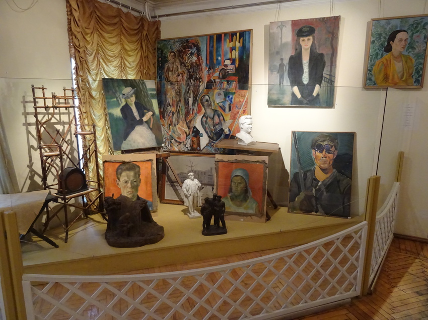 От будней к праздникам. Этюды из 1930-х гг.
