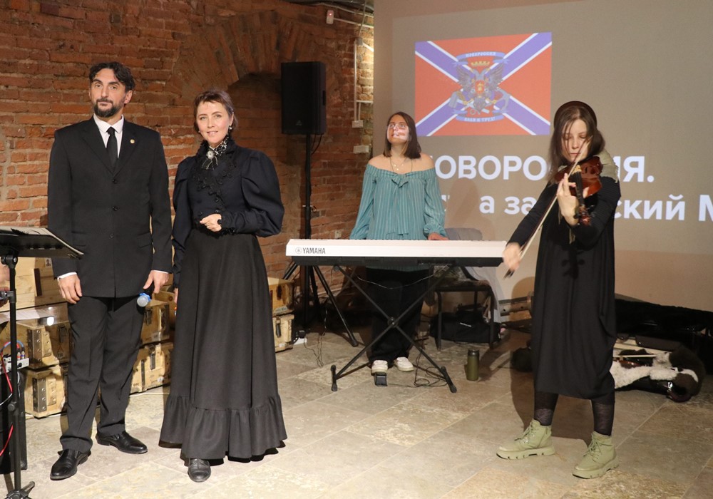 Выставка о Новороссии открылась в Петропавловской крепости